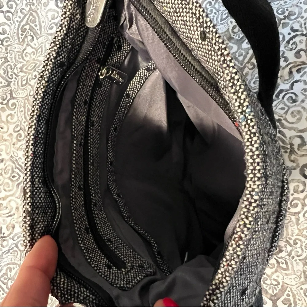 Thirty One CrossBody Tweed Bag - Picture 3 of 3